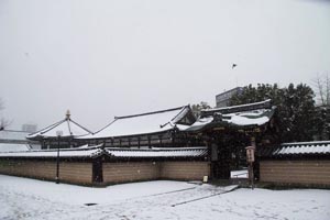雪の四天王寺虎之門
